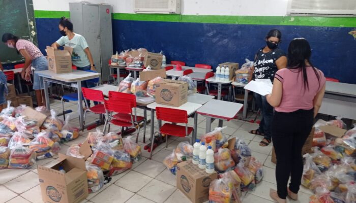 Buenos Aires realiza etapa de distribuição de kit alimentar escolar para os alunos da rede municipal