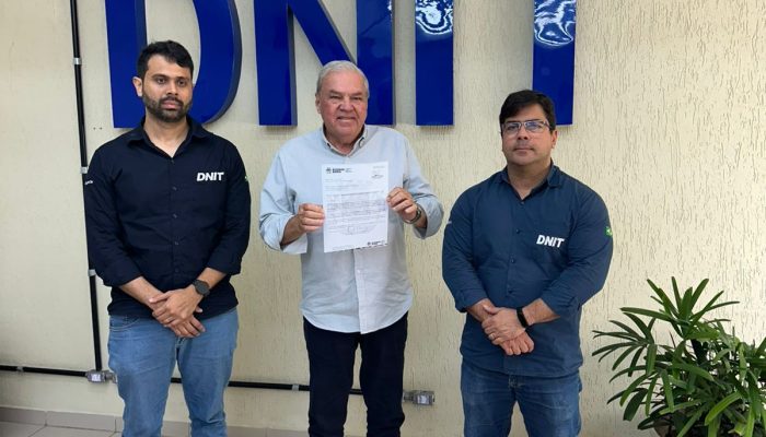 Prefeito Henrique Queiroz cobra melhorias na sinalização do trevo de Buenos Aires junto ao DNIT