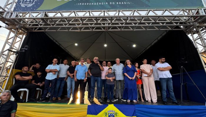 Prefeitura de Buenos Aires realiza o maior desfile da história de Lagoa do Outeiro
